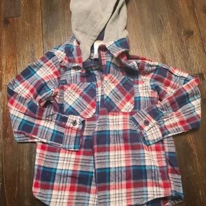 Hooded shirt
